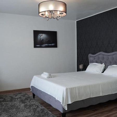 Luxury 1Br Studio Near Hanul Drumetului Bukarest Exterior foto